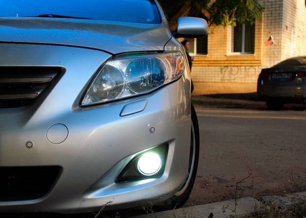Как установить дневные ходовые огни на свой автомобиль? Инструкция - фото