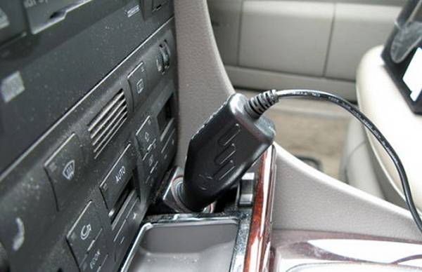 Прикуриватель для автомобиля: подключаем приборы - фото
