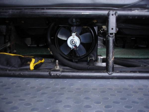 Система подачи воздуха в салон автомобиля