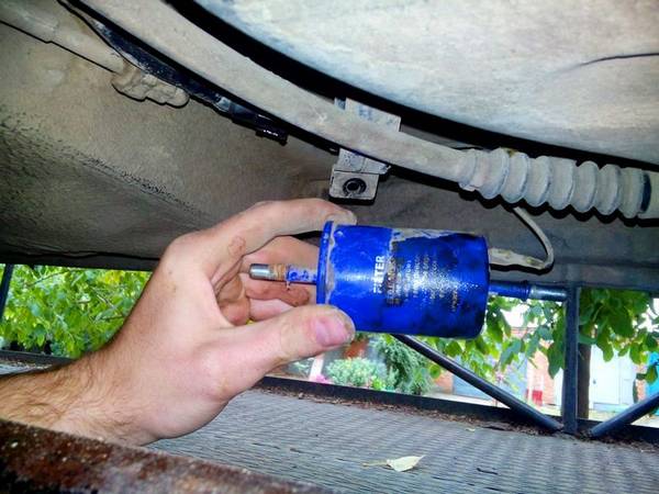 Замена топливного фильтра на Chevrolet Lacetti То, что важно знать с фото